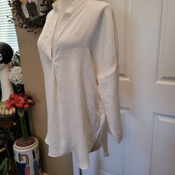 Zara White Top Blouse Popover Career Work Size Large Collarless FLAW LINT - Picture 6 of 9